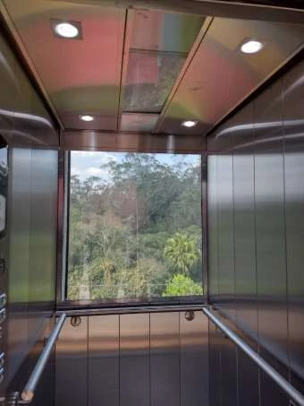 Cabina panorâmica com vista, instalada